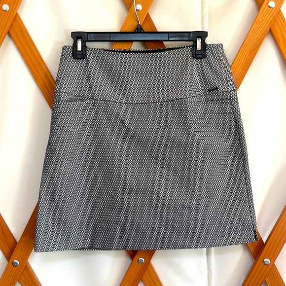 SC&CO Women's Comfortable Stretch Double Wraparound Skort size Small - Picture 1 of 6